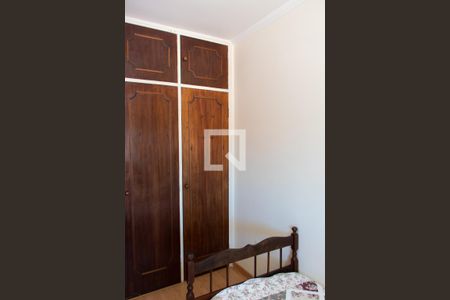 Casa à venda com 300m², 3 quartos e 4 vagas Casa à venda com 300m², 3 quartos e 4 vagasQUARTO 2