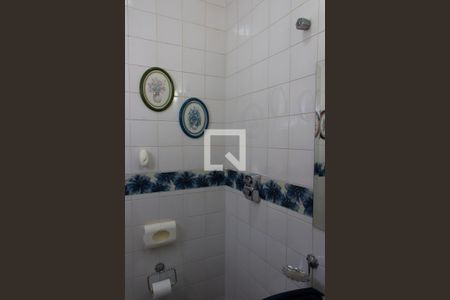 Casa à venda com 300m², 3 quartos e 4 vagas Casa à venda com 300m², 3 quartos e 4 vagasLAVABO