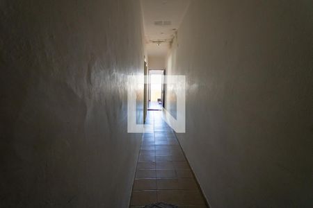 Casa à venda com 170m², 6 quartos e sem vaga Casa à venda com 170m², 6 quartos e sem vagaCorredor