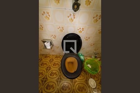 Casa à venda com 170m², 6 quartos e sem vaga Casa à venda com 170m², 6 quartos e sem vagaBanheiro