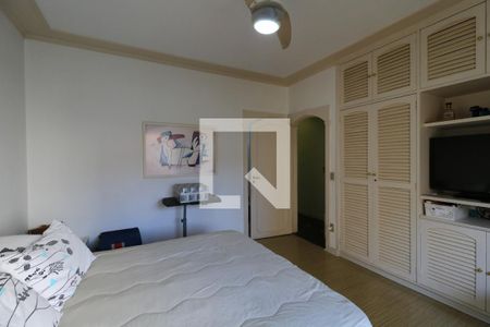 Casa à venda com 650m², 5 quartos e 3 vagasSuíte 3