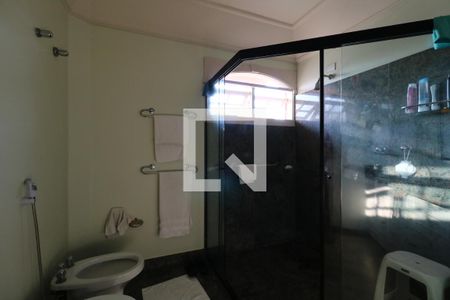 Casa à venda com 650m², 5 quartos e 3 vagasBanheiro da Suíte 5