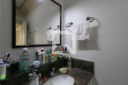 Casa à venda com 650m², 5 quartos e 3 vagasBanheiro da Suíte 3