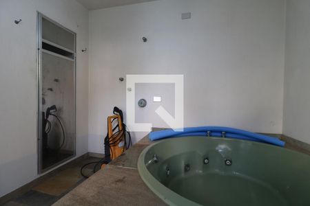 Casa à venda com 650m², 5 quartos e 3 vagasHidromassagem