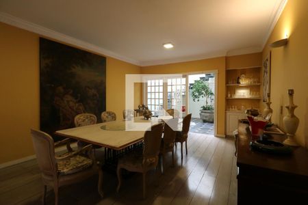 Casa à venda com 650m², 5 quartos e 3 vagasSala de Jantar