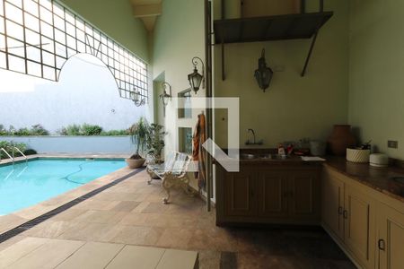 Casa à venda com 650m², 5 quartos e 3 vagasChurrasqueira