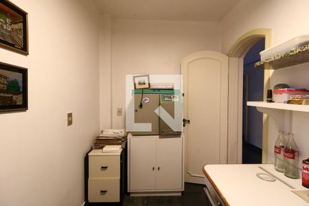 Casa à venda com 650m², 5 quartos e 3 vagasSala de Trabalho