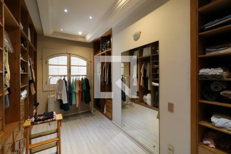 Casa à venda com 650m², 5 quartos e 3 vagasCloset da Suíte 5