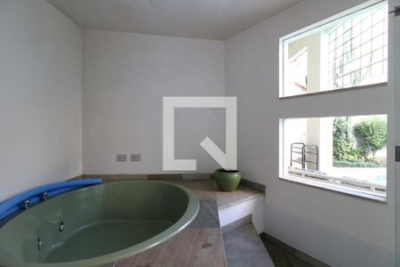 Casa à venda com 650m², 5 quartos e 3 vagasHidromassagem