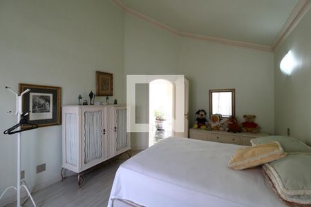 Casa à venda com 650m², 5 quartos e 3 vagasSuíte 4