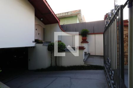 Casa à venda com 650m², 5 quartos e 3 vagasEntrada