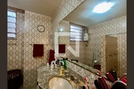 Apartamento à venda com 175m², 4 quartos e sem vaga Apartamento à venda com 175m², 4 quartos e sem vagaSuíte banheiro