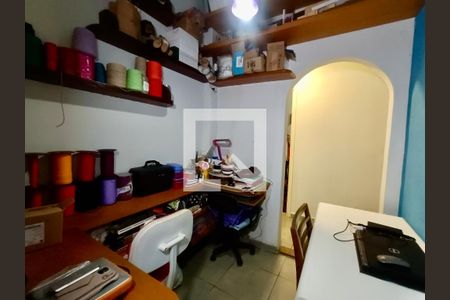 Apartamento à venda com 175m², 4 quartos e sem vaga Apartamento à venda com 175m², 4 quartos e sem vagaQuarto