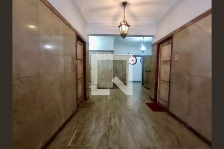 Apartamento à venda com 175m², 4 quartos e sem vaga Apartamento à venda com 175m², 4 quartos e sem vagaPortaria