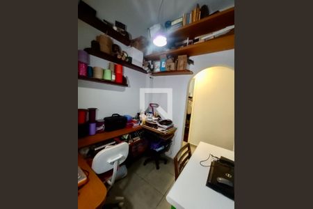 Apartamento à venda com 175m², 4 quartos e sem vaga Apartamento à venda com 175m², 4 quartos e sem vagaQuarto