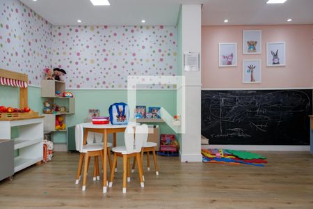 Apartamento à venda com 92m², 3 quartos e 3 vagas Apartamento à venda com 92m², 3 quartos e 3 vagasÁrea comum - Brinquedoteca