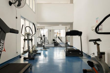 Apartamento à venda com 92m², 3 quartos e 3 vagas Apartamento à venda com 92m², 3 quartos e 3 vagasÁrea comum - Academia