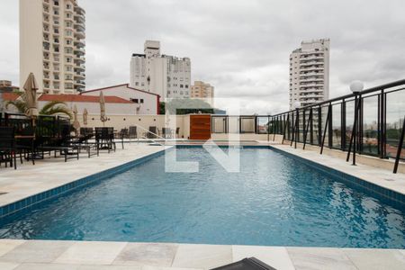 Apartamento à venda com 92m², 3 quartos e 3 vagas Apartamento à venda com 92m², 3 quartos e 3 vagasÁrea comum - Piscina