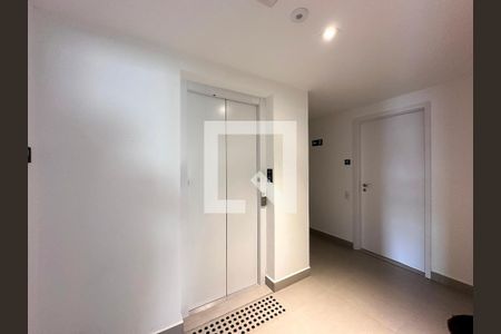 Apartamento para alugar com 84m², 3 quartos e 2 vagasHall Apartamento