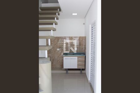 Sala/Cozinha de casa de condomínio à venda com 1 quarto, 26m² em Vila Moreira, São Paulo