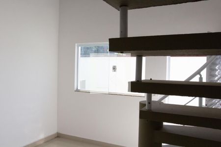 Sala/Cozinha de casa de condomínio à venda com 1 quarto, 26m² em Vila Moreira, São Paulo