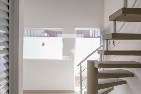 Sala/Cozinha de casa de condomínio à venda com 1 quarto, 26m² em Vila Moreira, São Paulo