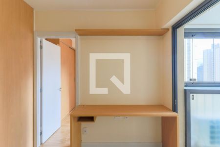 Sala de apartamento para alugar com 1 quarto, 30m² em Brooklin, São Paulo