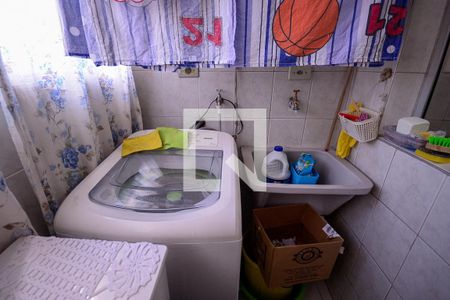 Apartamento à venda com 57m², 3 quartos e 1 vaga Apartamento à venda com 57m², 3 quartos e 1 vagaÁrea de Serviço