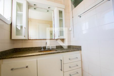 Apartamento à venda com 150m², 3 quartos e 2 vagasBanheiro do quarto 3