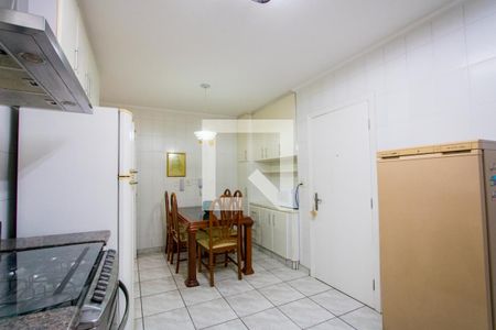 Apartamento à venda com 150m², 3 quartos e 2 vagasCozinha