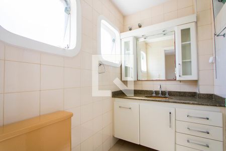 Apartamento à venda com 150m², 3 quartos e 2 vagasBanheiro do quarto 3