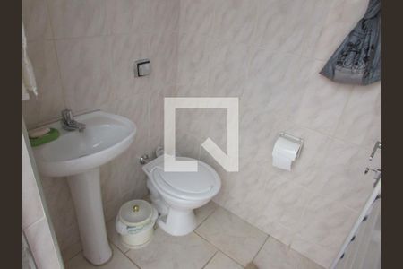 Casa à venda com 181m², 3 quartos e 2 vagasBanheiro área Churrasqueira