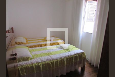 Casa à venda com 181m², 3 quartos e 2 vagasQuarto 1