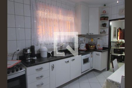 Casa à venda com 181m², 3 quartos e 2 vagasCozinha