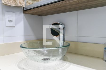 Apartamento à venda com 61m², 2 quartos e 1 vaga Apartamento à venda com 61m², 2 quartos e 1 vagaBanheiro 2