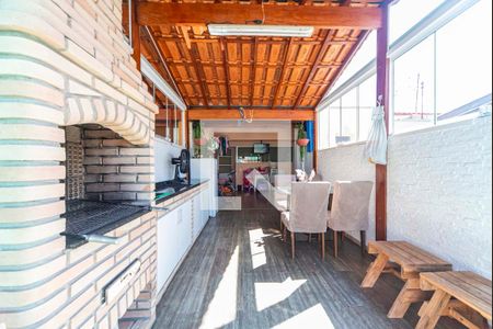 Apartamento à venda com 139m², 2 quartos e 2 vagas Apartamento à venda com 139m², 2 quartos e 2 vagasÁrea Gourmet