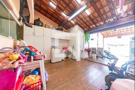 Apartamento à venda com 139m², 2 quartos e 2 vagas Apartamento à venda com 139m², 2 quartos e 2 vagasCobertura