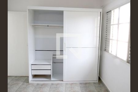 Quarto 1 - Armário de casa para alugar com 2 quartos, 85m² em Jardim Maristela, São Paulo
