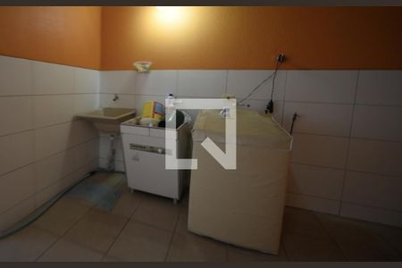 Apartamento à venda com 140m², 2 quartos e 2 vagas Apartamento à venda com 140m², 2 quartos e 2 vagasÁrea de Serviço