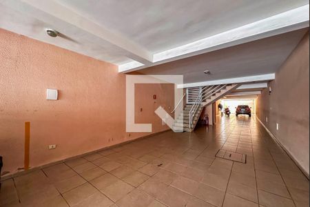 Apartamento à venda com 140m², 2 quartos e 2 vagas Apartamento à venda com 140m², 2 quartos e 2 vagasGaragem