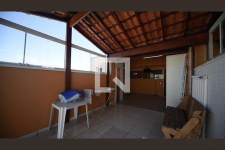 Apartamento à venda com 140m², 2 quartos e 2 vagas Apartamento à venda com 140m², 2 quartos e 2 vagasCobertura
