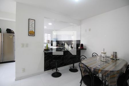 Casa à venda com 163m², 3 quartos e 1 vagaCopa