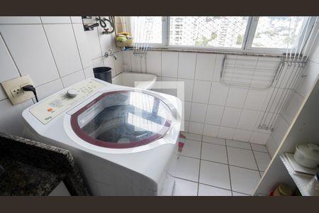 Apartamento à venda com 167m², 3 quartos e 2 vagas Apartamento à venda com 167m², 3 quartos e 2 vagasÁrea de Serviço