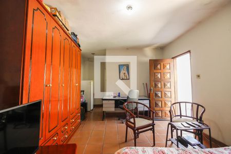 Casa à venda com 180m², 4 quartos e 1 vaga Casa à venda com 180m², 4 quartos e 1 vagaSuíte Externa