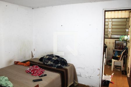 Casa à venda com 150m², 3 quartos e 4 vagasQuarto de Serviço