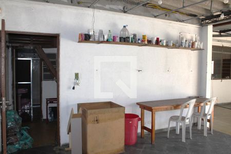 Casa à venda com 150m², 3 quartos e 4 vagasQuintal