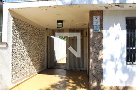 Casa à venda com 150m², 3 quartos e 4 vagasPorta de entrada