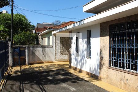 Casa à venda com 150m², 3 quartos e 4 vagasFachada