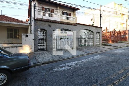 Casa à venda com 266m², 3 quartos e 4 vagasFachada