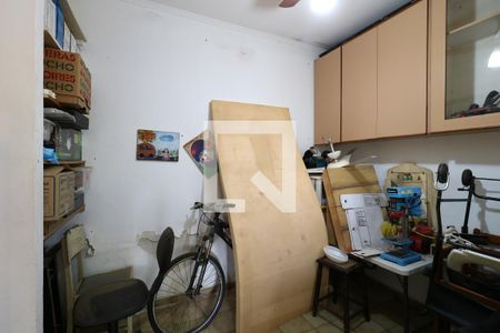 Casa à venda com 266m², 3 quartos e 4 vagasQuarto de Serviço